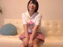 【近親相姦】小柄でちっぱい×パイパン妹が兄と普段からヤリまくる！禁断のセックスで幼い身体がビクンビクンと反応！