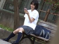 【女子校生×痴漢】バスの中で襲われた毛むくじゃらの女子校生さん‼イラマからの子宮ガン突きパコで膣内イクまでｗｗｗ