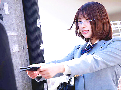 【チカン師×女子高生】変態チカン男にまさかの恋をしてしまった美女が公衆トイレに連れ込まれ羞恥全開の声我慢淫乱痴気尾ｗ