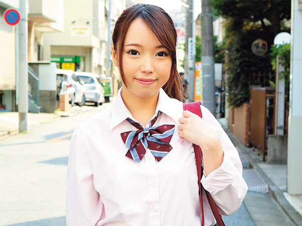 ＜女子学生×淫乱調教＞「うぅ…ちょっとはずかしいってぇ…」言われるがまま脱がされ大人チ〇ポにパコられちゃう美女女子学生♡