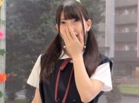 【素人ナンパ】優等生タイプの貧乳スレンダーJK制服女子学生がミラー号に乗ってしまった‥八重歯の口にデカラマ突っ込まれイラマチオ