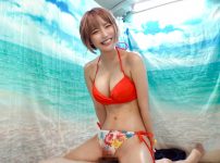 【素人ギャル×淫乱企画】「めっちゃおっきくなってません？♡」笑顔も可愛すぎるビキニお姉さんとドすけべな生ハメ挿入ナカ出しエッチプレイ！