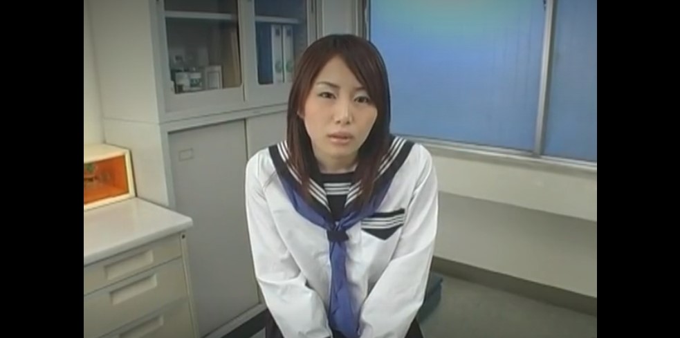 いっぱい出してください！S級美人女子高生が先生のちんぽを咥えてフェラでご奉仕！