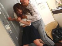隣人のゴミ部屋に監禁された制服女子高生！絶倫オヤジの電マ&電動おもちゃ調教…容赦ない膣内ザーメン発射強制性交で屈辱のお漏らしイキ！