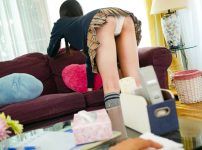 【淫乱妹】可愛い過ぎる妹が棒のチ〇ポに夢中でおしゃぶり！うぶま〇こにお兄ちゃんのチ〇ポ挿入して快楽堕ちピストン！