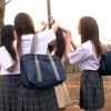 【娘校生レズ】震える女のコを見上げながらクリ〇リスをしゃぶり倒してS女りまくる女の子