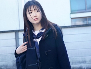 【女子校生監禁】制服越しにパンティ剥ぎ取られ号泣し膣内ザーメン発射される10代娘