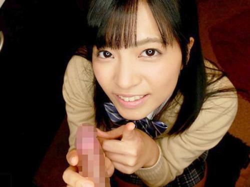 彼女の妹に愛されすぎてしまった結果…制服娘校生がチンポをシコシコ小悪魔誘惑！負けてしまって禁断の浮気セックス.種付に…