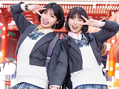 【石原希望 葵いぶき】激カワ陽キャ女子高生と非モテ草食男が修学旅行でホテルでパコられまくりの贅沢4P交尾